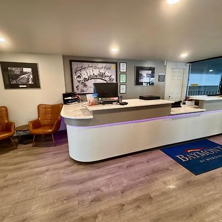 Baymont By Wyndham Great Falls City Center Екстериор снимка