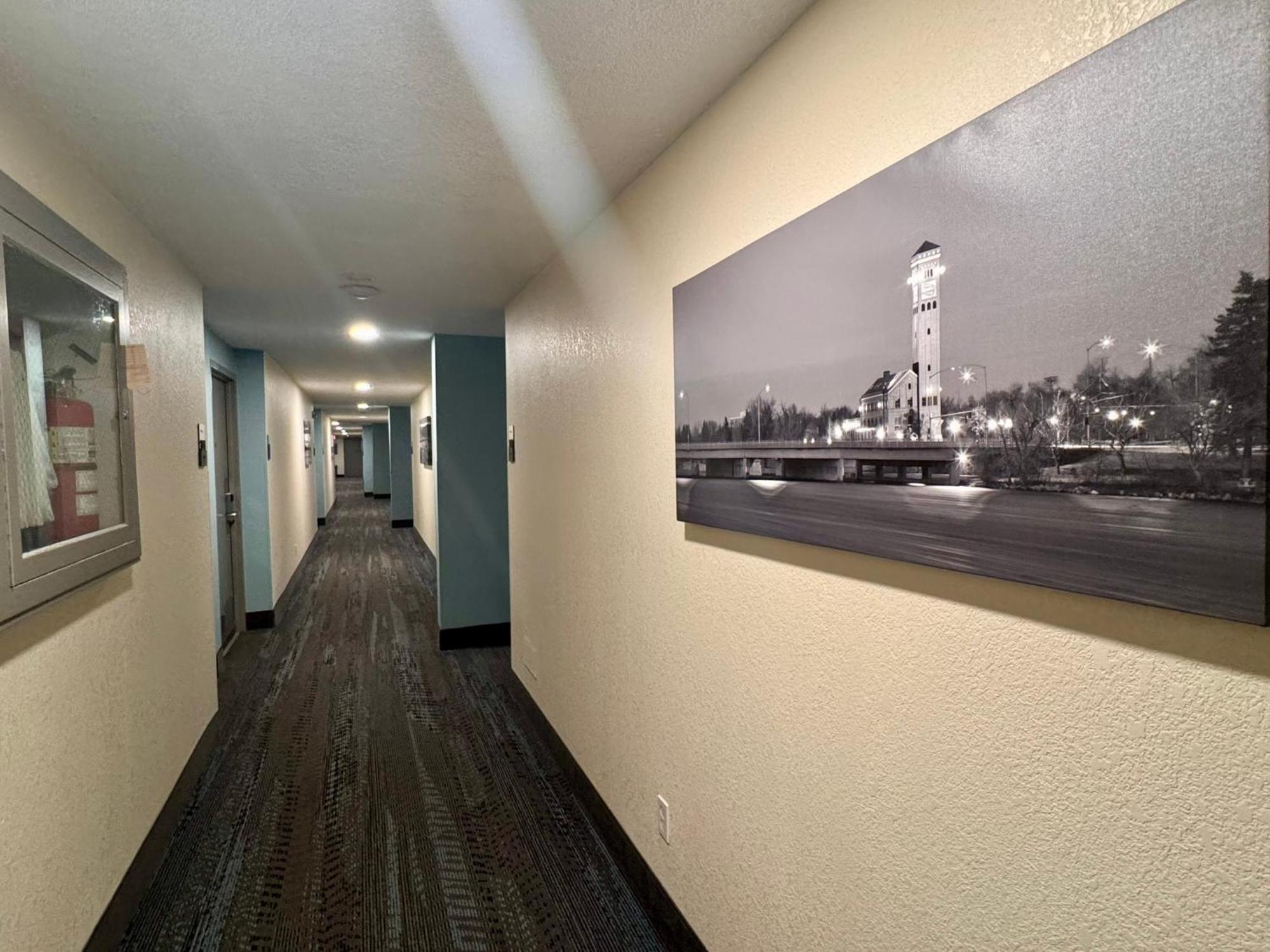 Baymont By Wyndham Great Falls City Center Екстериор снимка