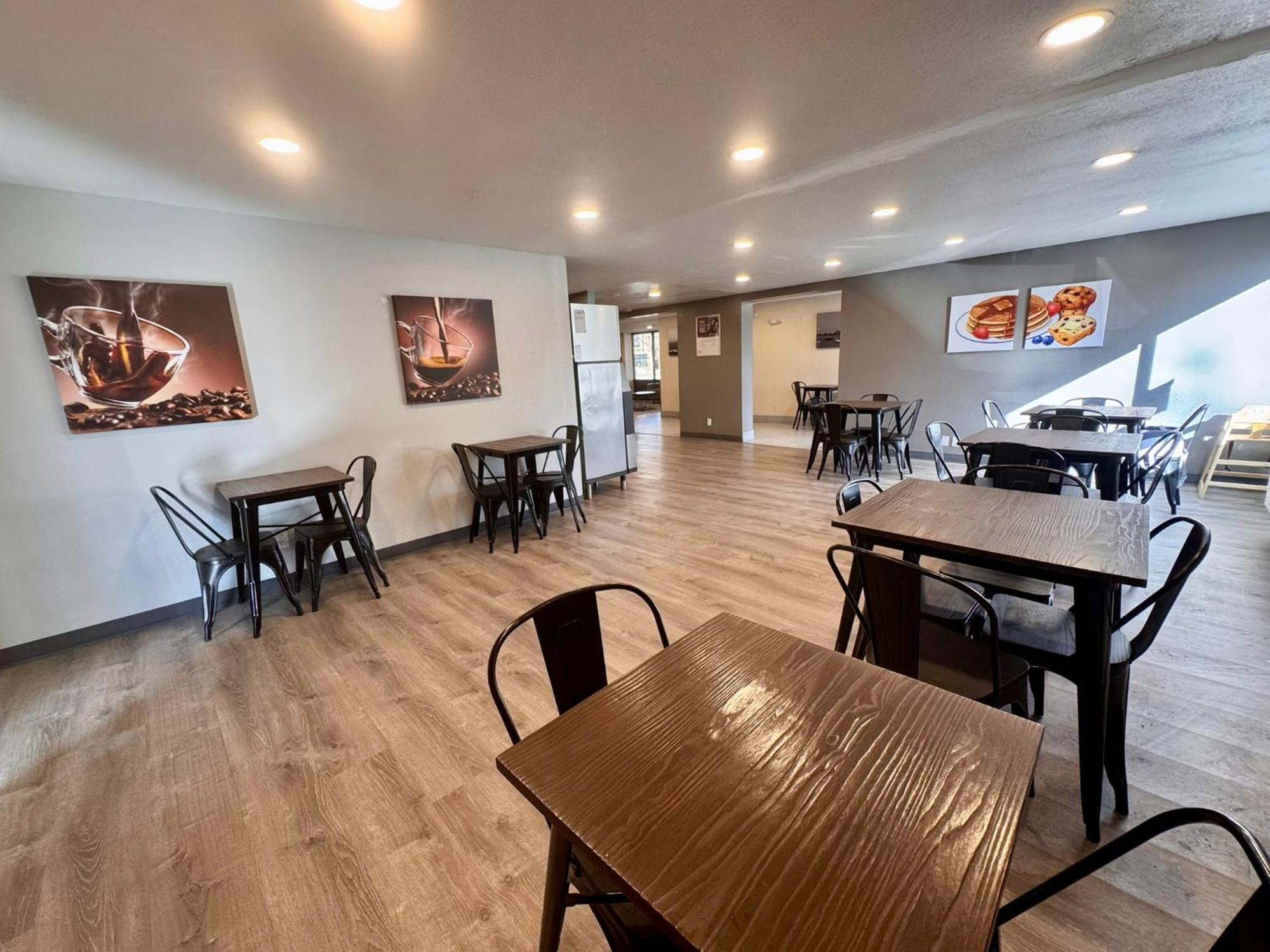 Baymont By Wyndham Great Falls City Center Екстериор снимка