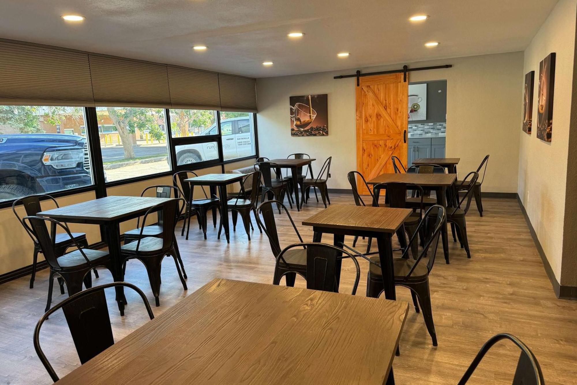 Baymont By Wyndham Great Falls City Center Екстериор снимка