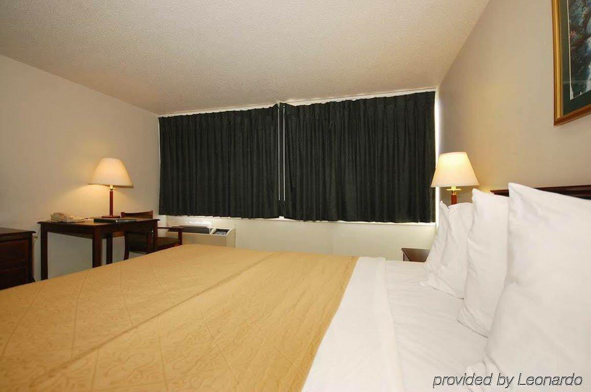 Baymont By Wyndham Great Falls City Center Екстериор снимка
